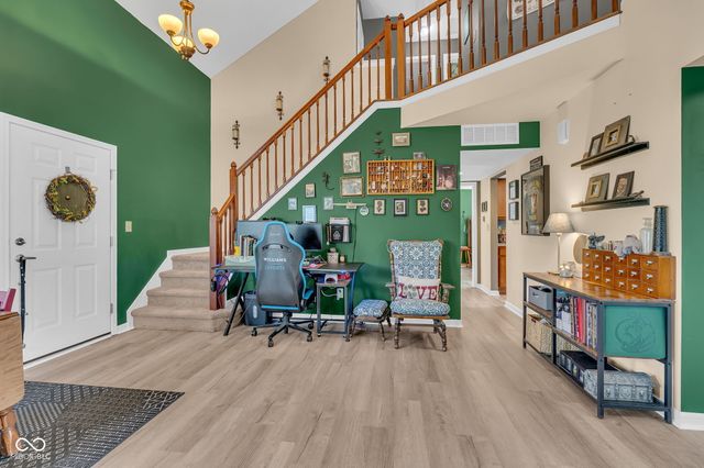 1283 Yellowstone Way, Franklin, IN 46131