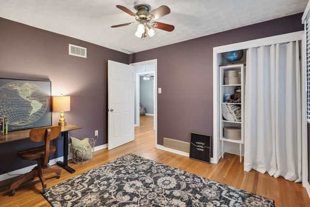 1231 S WHITE STATION RD, Memphis, TN 38117