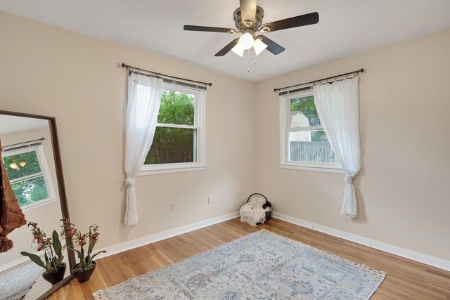 1231 S WHITE STATION RD, Memphis, TN 38117