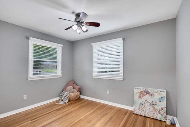 1231 S WHITE STATION RD, Memphis, TN 38117