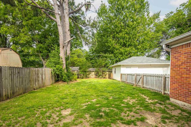 1231 S WHITE STATION RD, Memphis, TN 38117