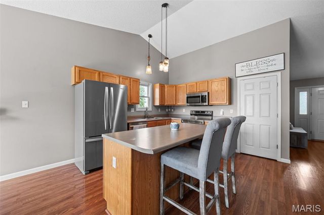 202 Schmittgens Drive, Wentzville, MO 63385