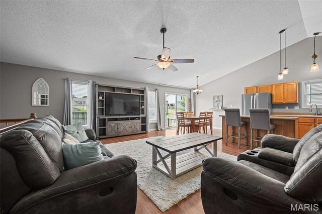 202 Schmittgens Drive, Wentzville, MO 63385