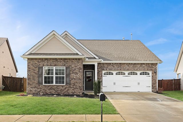 1159 Westgate Dr, Gallatin, TN 37066