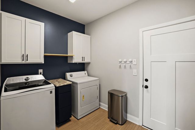 1159 Westgate Dr, Gallatin, TN 37066