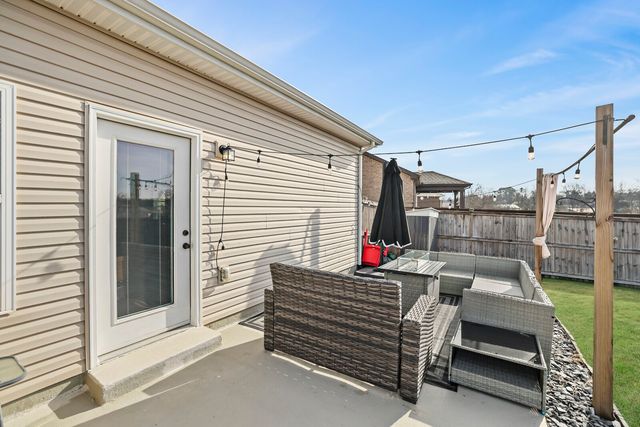 1159 Westgate Dr, Gallatin, TN 37066