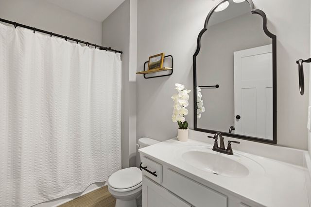 1159 Westgate Dr, Gallatin, TN 37066