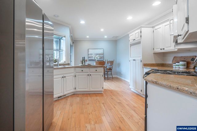 3518 Carnoustie Ln S, Salem, OR 97302