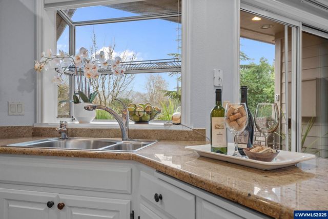 3518 Carnoustie Ln S, Salem, OR 97302