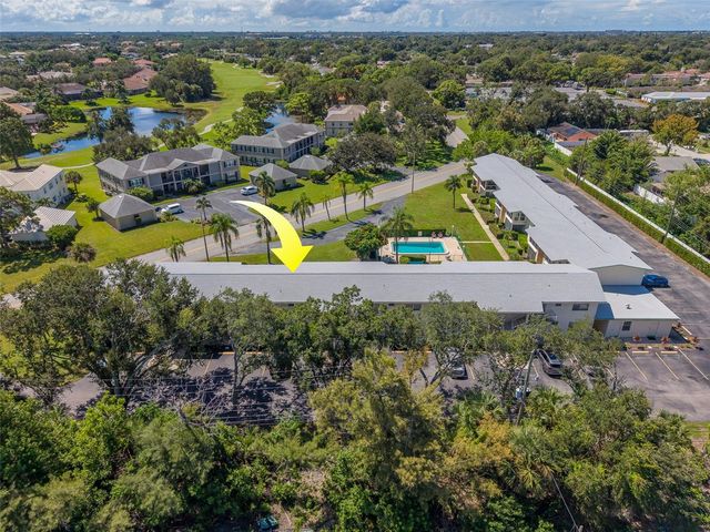 8301 BARDMOOR BOULEVARD 110, Seminole, FL 33777