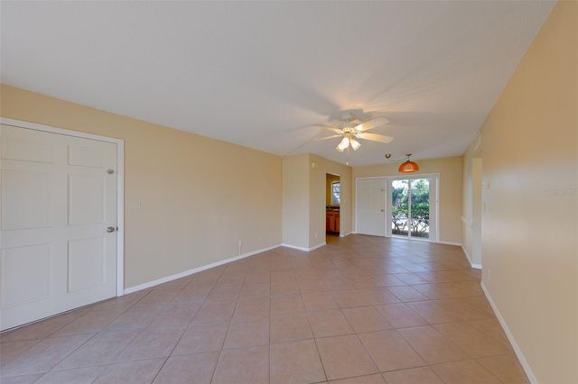 8301 BARDMOOR BOULEVARD 110, Seminole, FL 33777