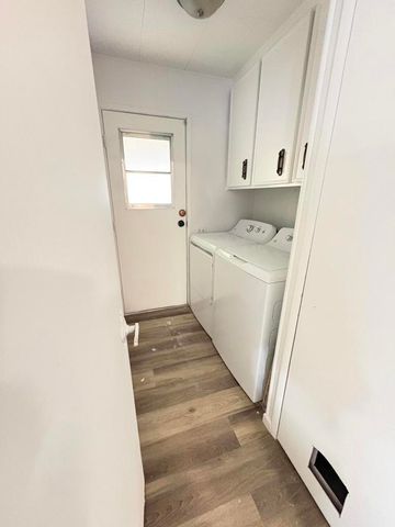 30 Diamond E Drive, Palm Desert, CA 92260