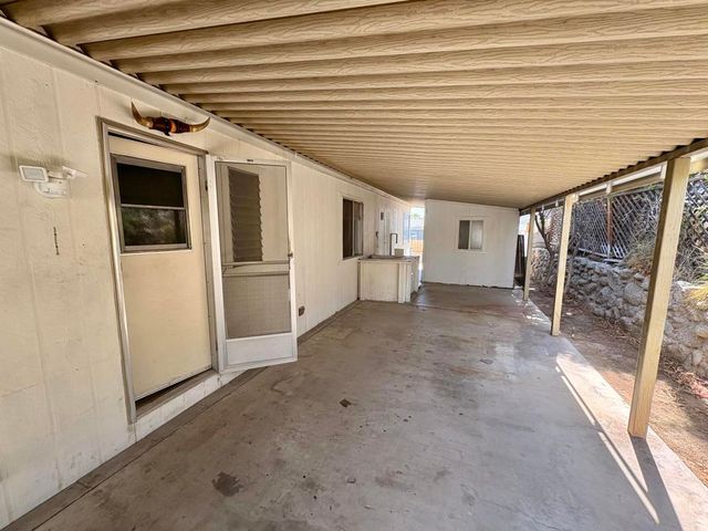 30 Diamond E Drive, Palm Desert, CA 92260