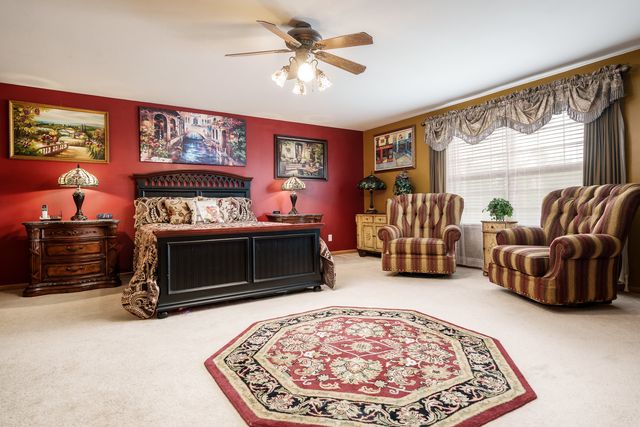767 LONG ISLAND Circle, Loves Park, IL 61111