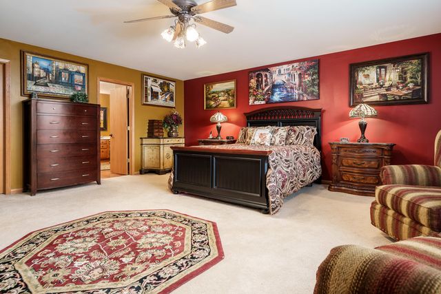 767 LONG ISLAND Circle, Loves Park, IL 61111