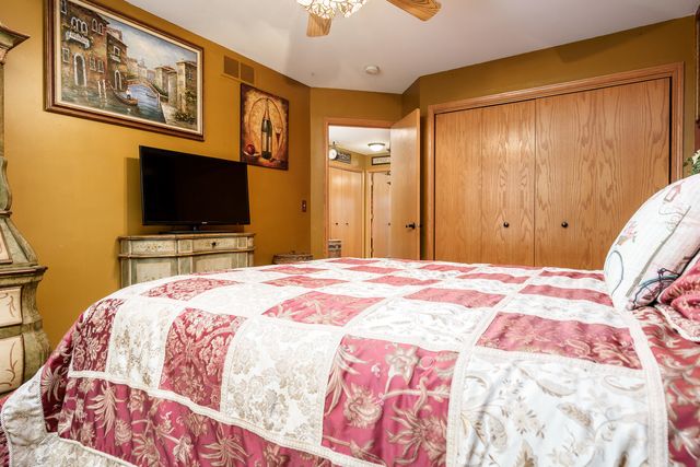 767 LONG ISLAND Circle, Loves Park, IL 61111
