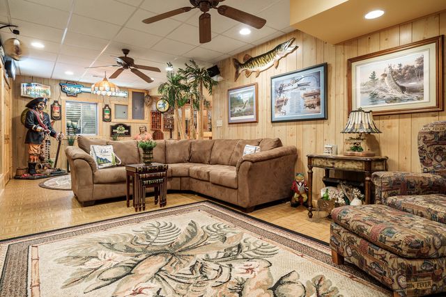 767 LONG ISLAND Circle, Loves Park, IL 61111