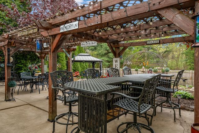 767 LONG ISLAND Circle, Loves Park, IL 61111