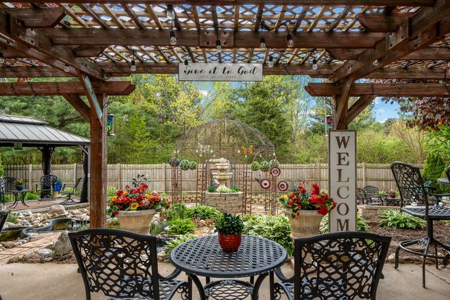 767 LONG ISLAND Circle, Loves Park, IL 61111