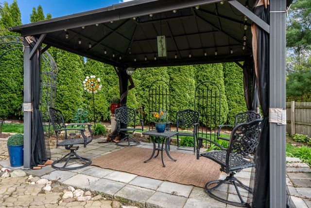 767 LONG ISLAND Circle, Loves Park, IL 61111