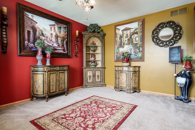 767 LONG ISLAND Circle, Loves Park, IL 61111