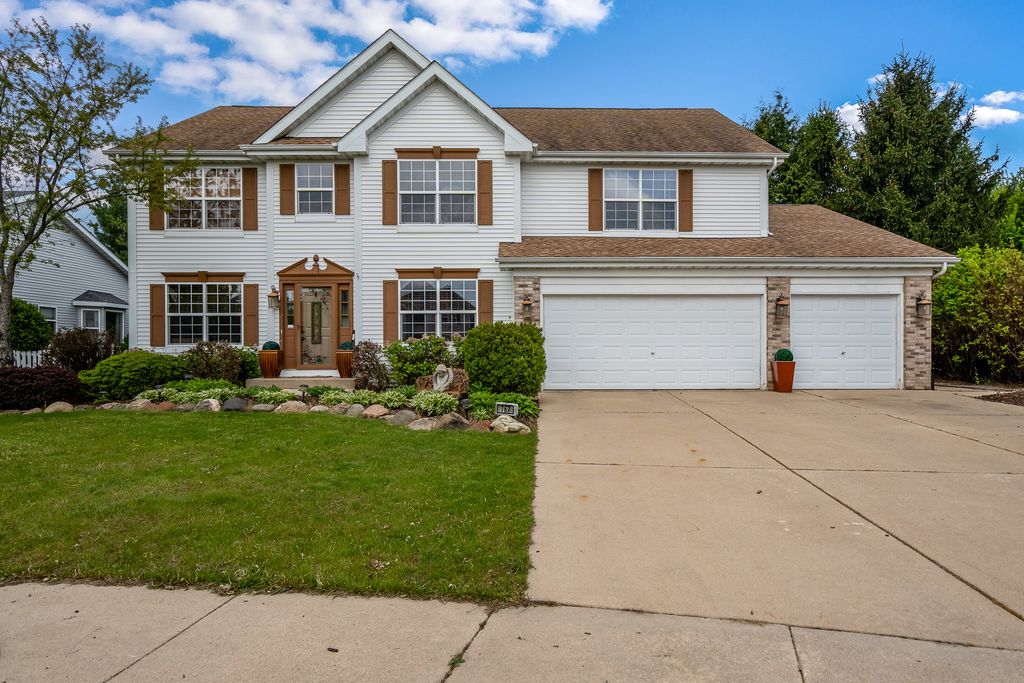 767 LONG ISLAND Circle, Loves Park, IL 61111
