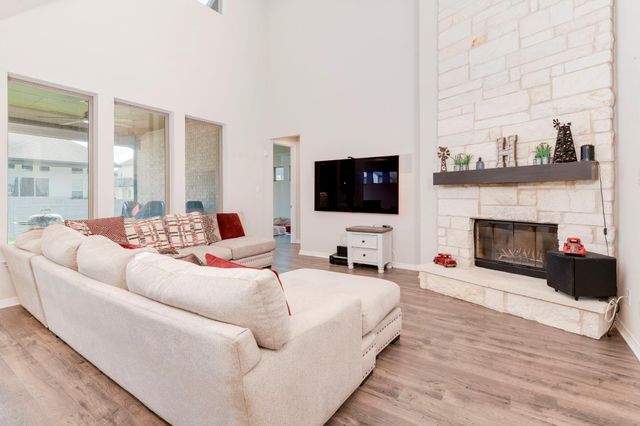 201 S Park VIS, Georgetown, TX 78628