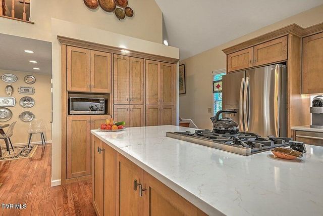 122 Orchard Meadows Lane, Roan Mountain, TN 37687