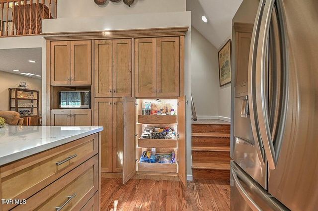 122 Orchard Meadows Lane, Roan Mountain, TN 37687