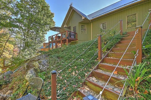 122 Orchard Meadows Lane, Roan Mountain, TN 37687