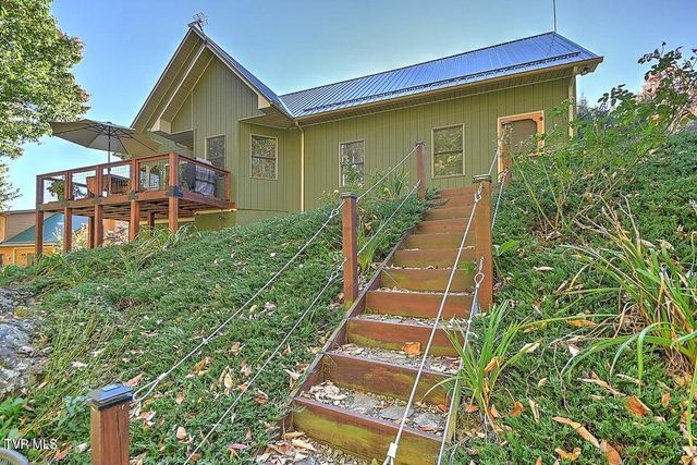 122 Orchard Meadows Lane, Roan Mountain, TN 37687