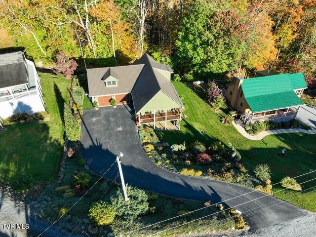 122 Orchard Meadows Lane, Roan Mountain, TN 37687