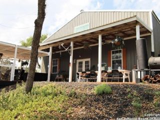 151 Jones Beach Dr # 2, Lakehills, TX 78063