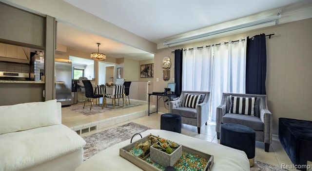 31017 Regal Drive, Warren, MI 48088