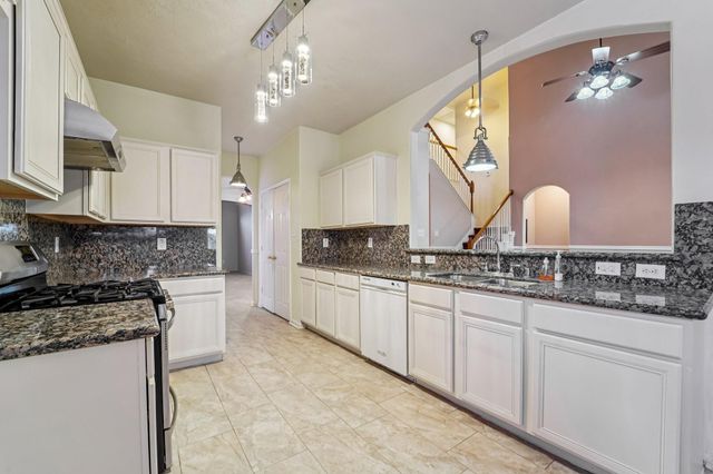 3818 Ridge Canyon Road, Baytown, TX 77521