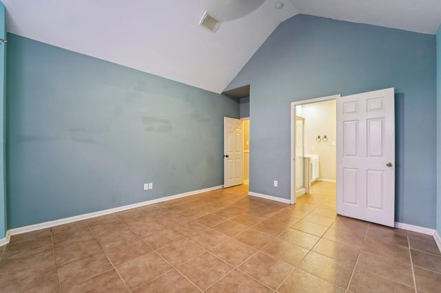 3818 Ridge Canyon Road, Baytown, TX 77521