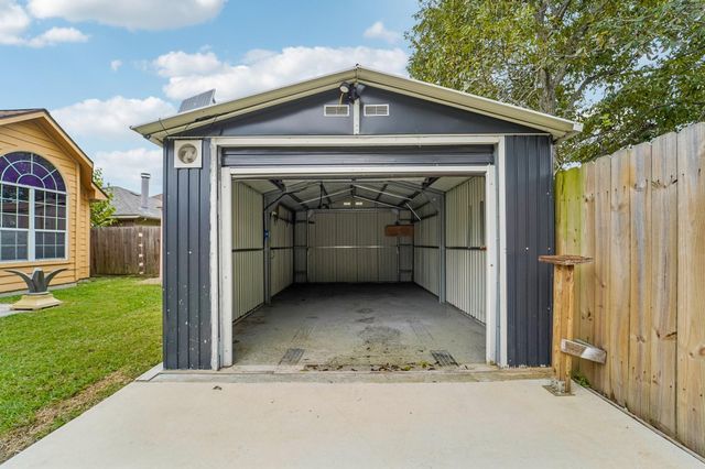 3818 Ridge Canyon Road, Baytown, TX 77521