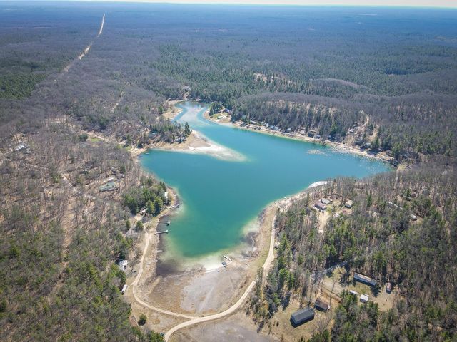 6583 W Eastlake Drive, Baldwin, MI 49304