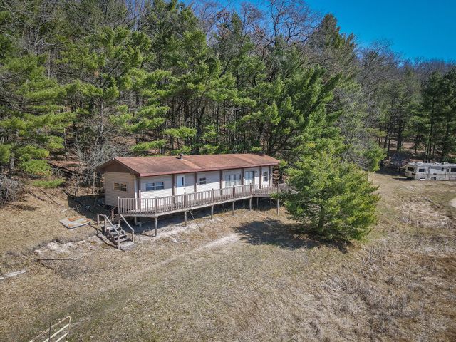 6583 W Eastlake Drive, Baldwin, MI 49304