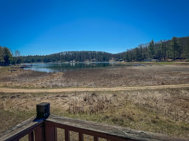 6583 W Eastlake Drive, Baldwin, MI 49304