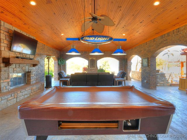 414498 E 1170 Road, Eufaula, OK 74432