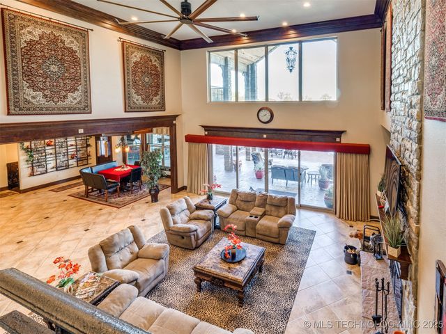 414498 E 1170 Road, Eufaula, OK 74432