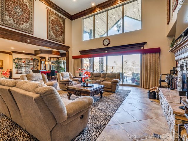 414498 E 1170 Road, Eufaula, OK 74432