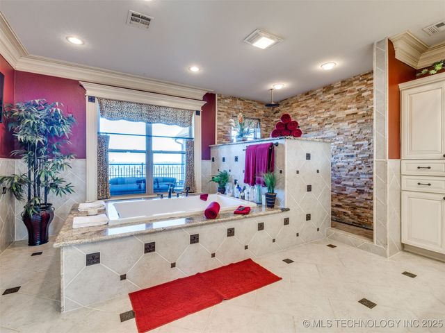 414498 E 1170 Road, Eufaula, OK 74432