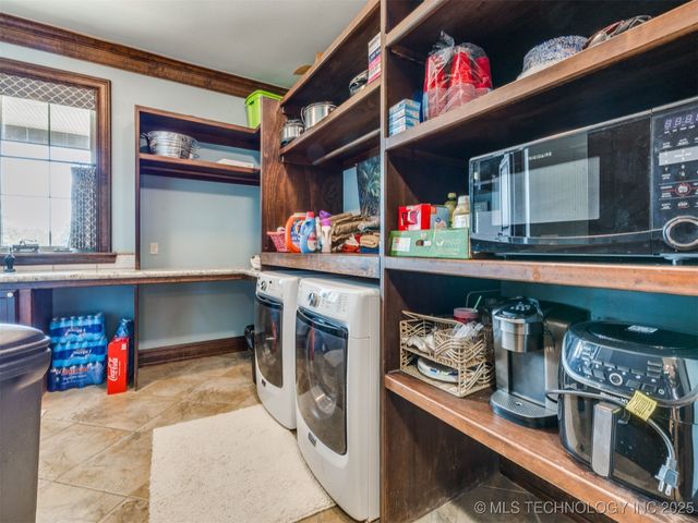 414498 E 1170 Road, Eufaula, OK 74432