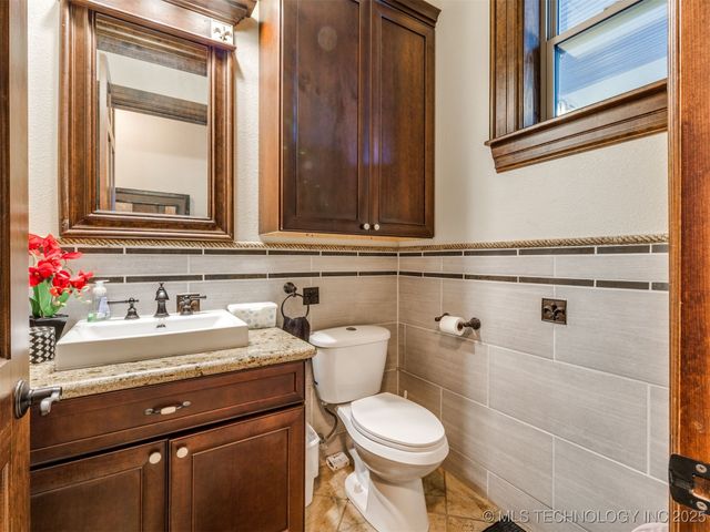 414498 E 1170 Road, Eufaula, OK 74432