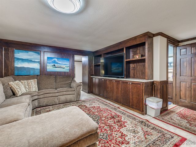 414498 E 1170 Road, Eufaula, OK 74432