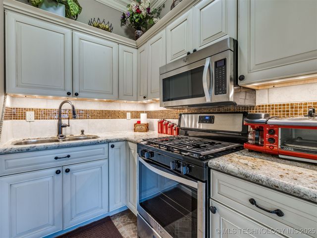 414498 E 1170 Road, Eufaula, OK 74432