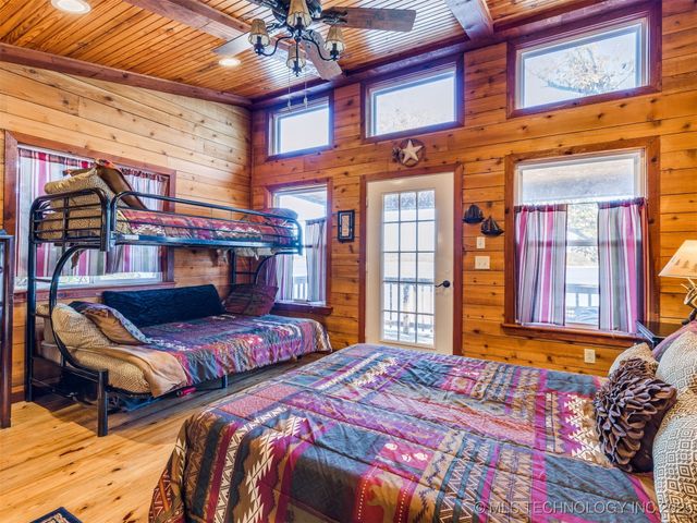 414498 E 1170 Road, Eufaula, OK 74432