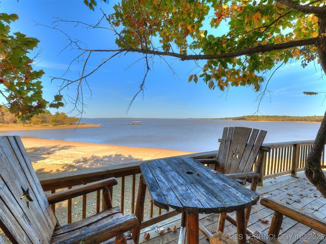 414498 E 1170 Road, Eufaula, OK 74432